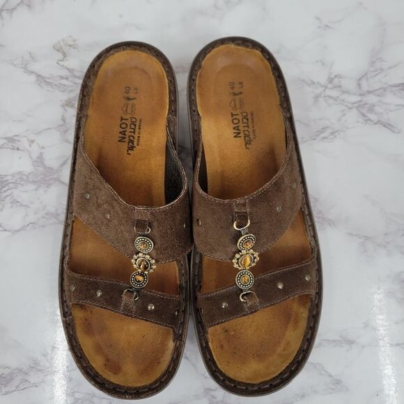 NAOT Brown Suede Slides with Tiger's Eye Faux Gems Accent Women's Euro 40 - Picture 6 of 10